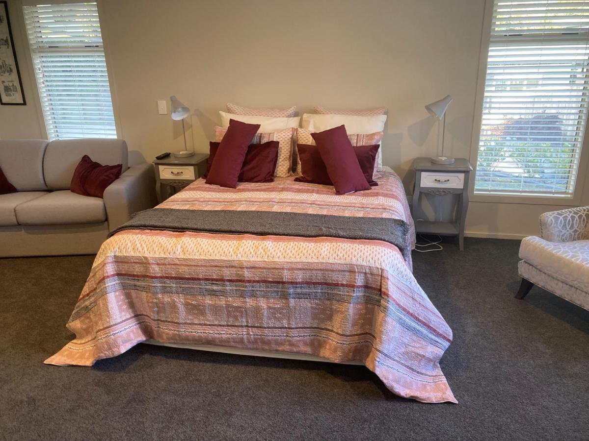 Cambridge Te Awa Rivertrail Bnb Exterior photo